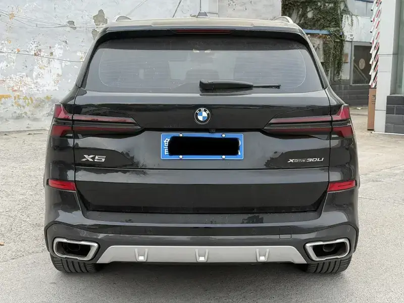 2023 BMW X5 с пробегом 25 000 км