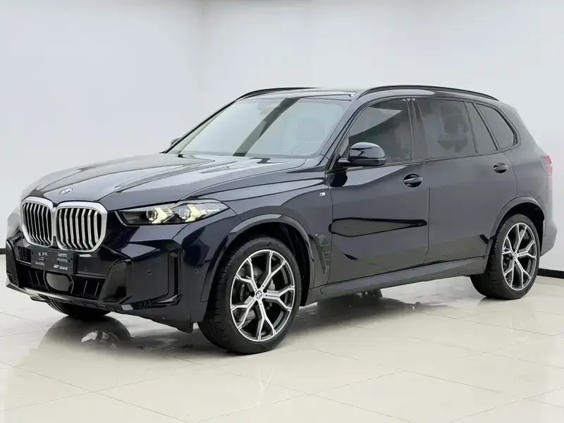 2023 BMW X5 с пробегом 35 000 км