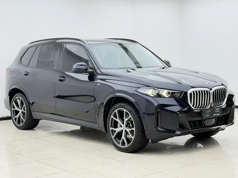 2023 BMW X5 с пробегом 35 000 км