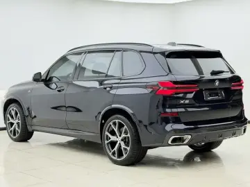2023 BMW X5 с пробегом 35 000 км