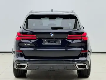2023 BMW X5 с пробегом 35 000 км