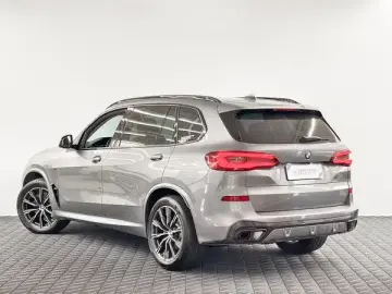 2023 BMW X5 с пробегом 44 000 км