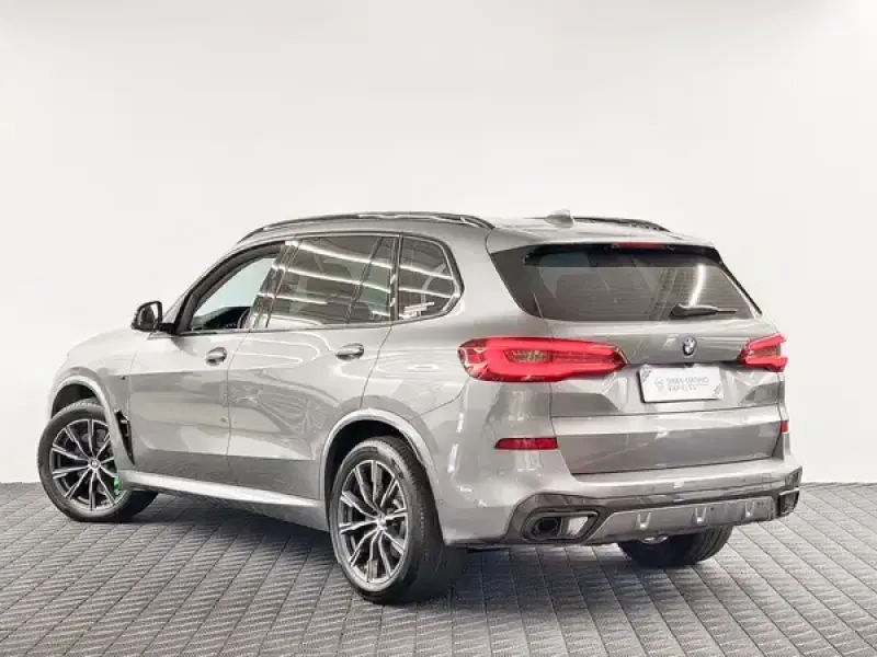2023 BMW X5 с пробегом 44 000 км