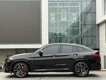 2022 BMW X4 M с пробегом 10 000 км