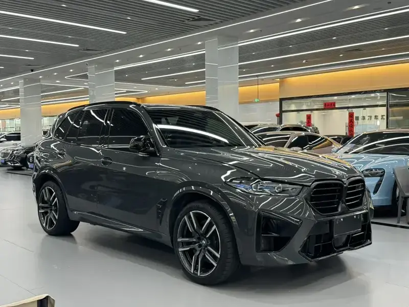 2023 BMW X5 M с пробегом 73 000 км