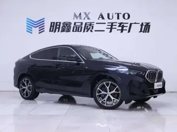 2023 BMW X6 с пробегом 28 200 км