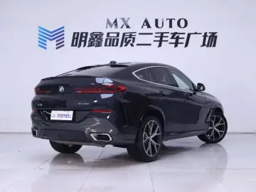 2023 BMW X6 с пробегом 28 200 км