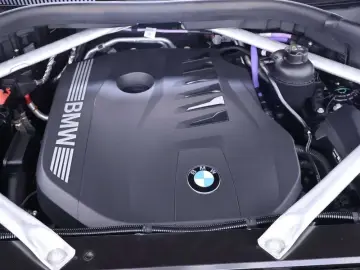 2023 BMW X6 с пробегом 28 200 км