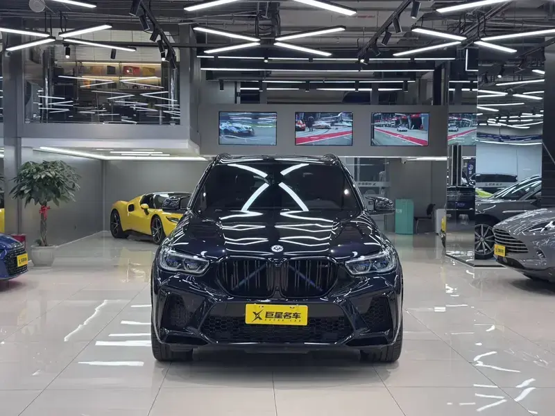 2023 BMW X5 M с пробегом 38 000 км