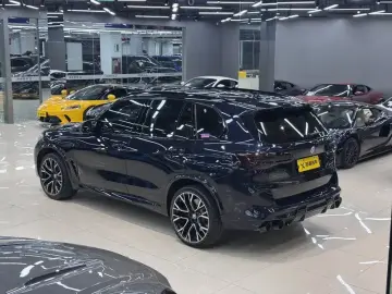 2023 BMW X5 M с пробегом 38 000 км