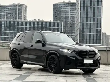 2025 BMW X5 M с пробегом 24 000 км