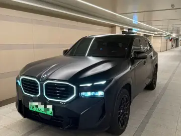 BMW XM
