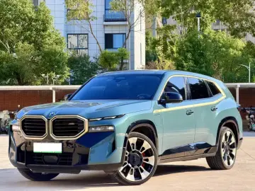 BMW XM