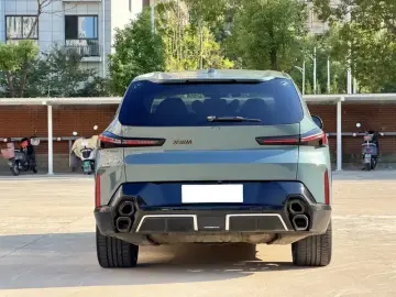 2023 BMW XM с пробегом 150 000 км