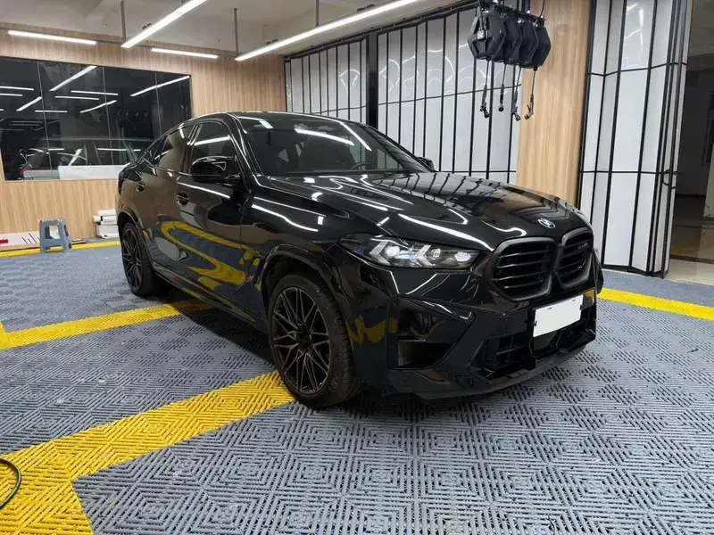 2023 BMW X6 M с пробегом 25 000 км