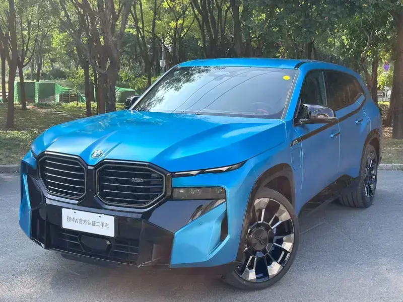 2023 BMW XM с пробегом 8 600 км