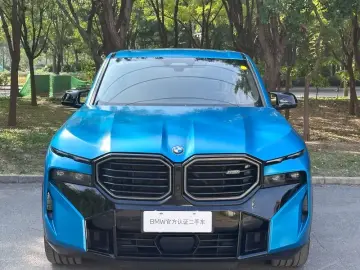 2023 BMW XM с пробегом 8 600 км
