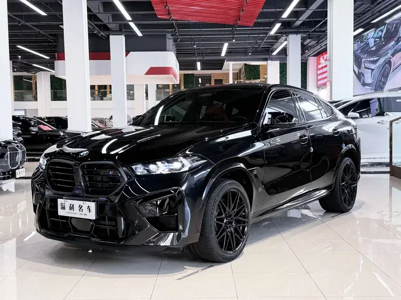 2023 BMW X6 M с пробегом 5 000 км