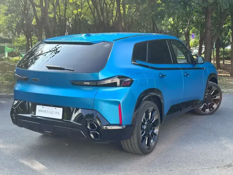 2023 BMW XM с пробегом 8 600 км