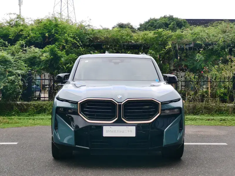 2023 BMW XM с пробегом 20 700 км