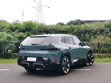 2023 BMW XM с пробегом 20 700 км