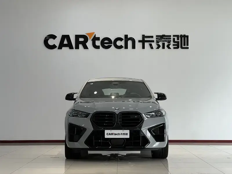 2023 BMW X6 M с пробегом 100 км