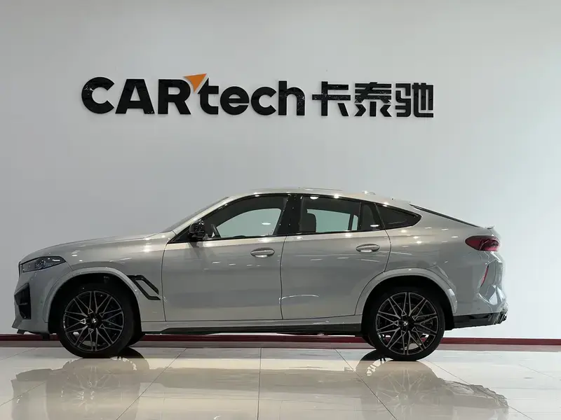 2023 BMW X6 M с пробегом 100 км
