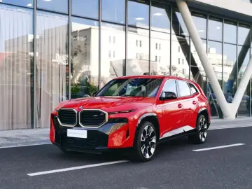 BMW XM