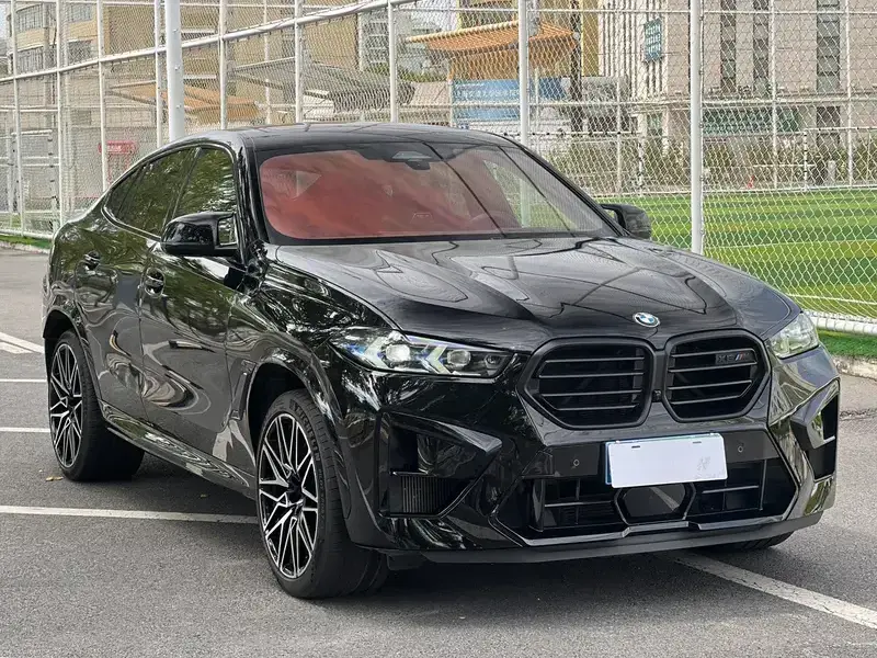 2023 BMW X6 M с пробегом 36 000 км