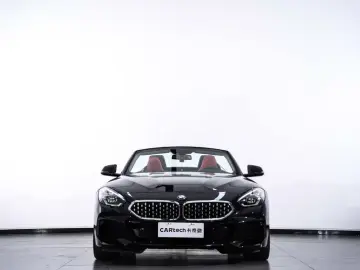 2022 BMW Z4 с пробегом 5 000 км