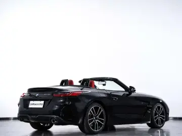 2022 BMW Z4 с пробегом 5 000 км