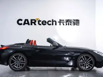 2022 BMW Z4 с пробегом 5 000 км