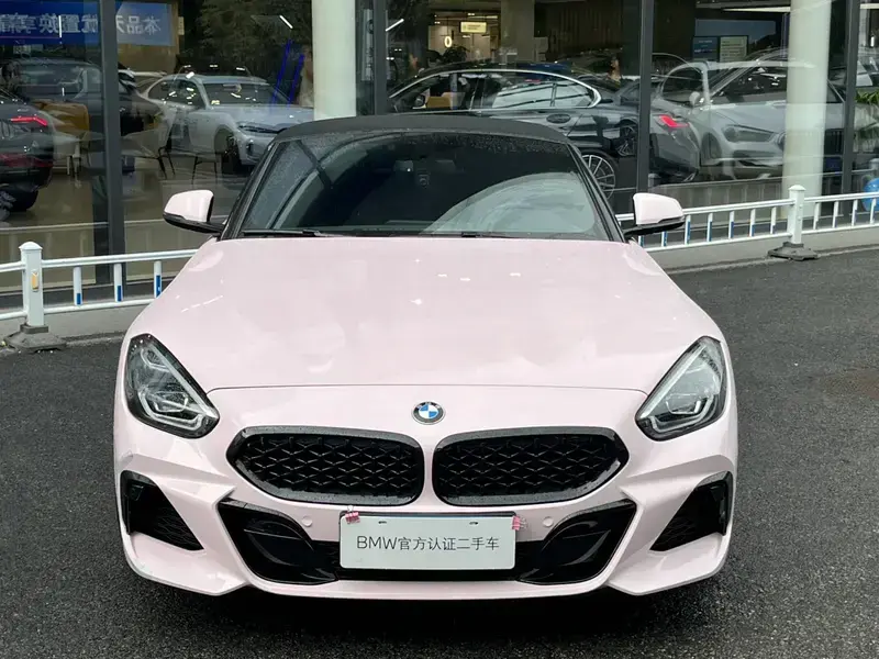 2022 BMW Z4 с пробегом 16 000 км
