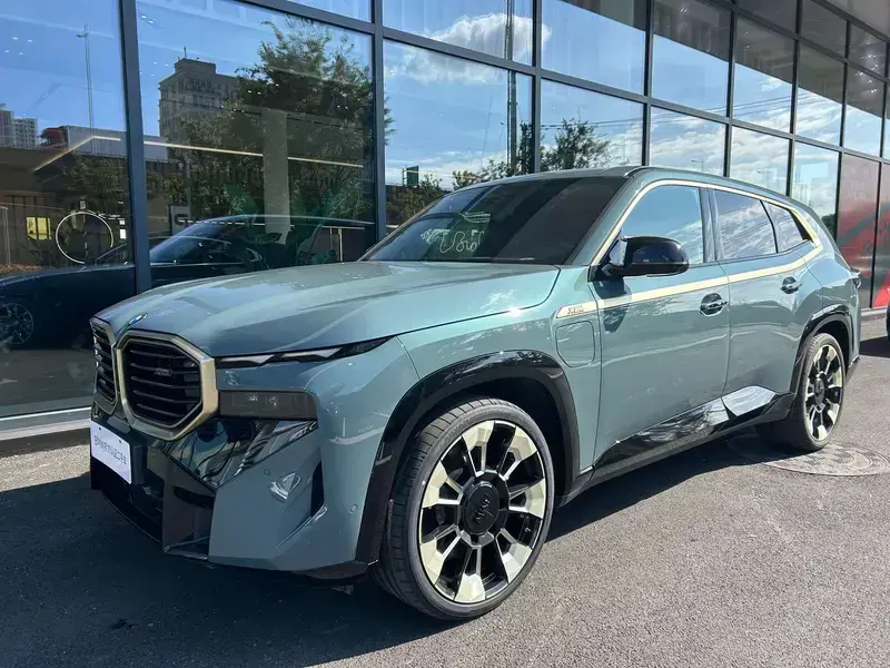 2023 BMW XM с пробегом 2 800 км