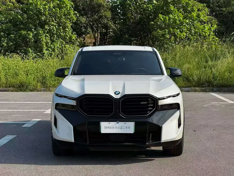 2023 BMW XM с пробегом 21 300 км