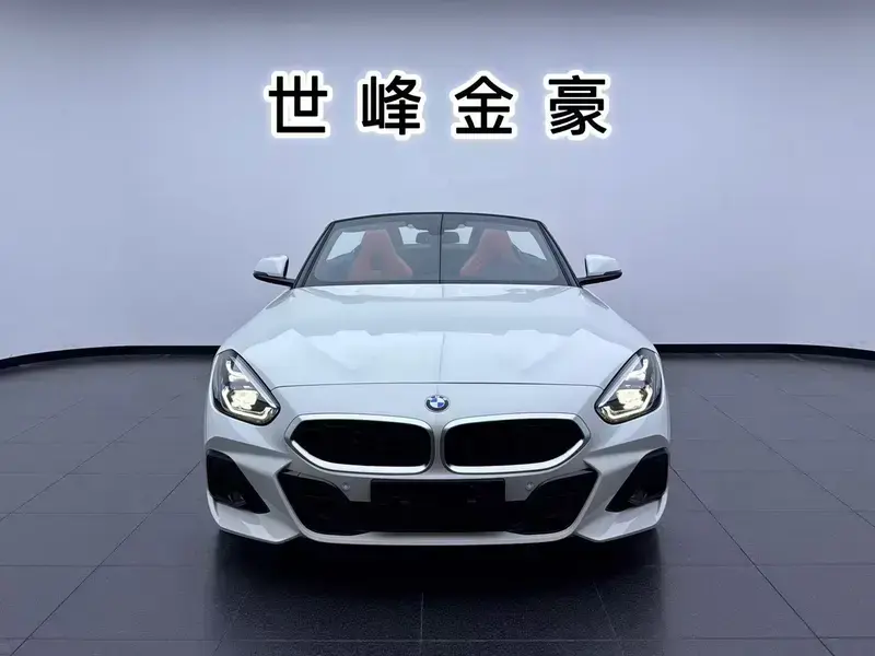 2023 BMW Z4 с пробегом 18 000 км