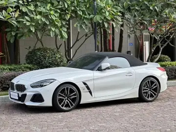 2023 BMW Z4 с пробегом 4 300 км