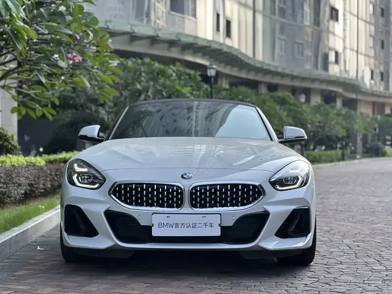 2023 BMW Z4 с пробегом 4 300 км