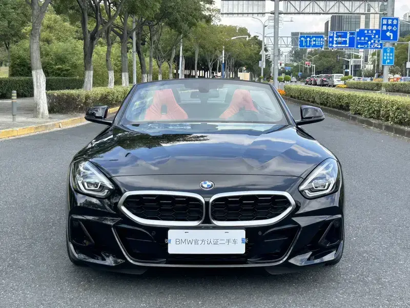 2023 BMW Z4 с пробегом 14 000 км