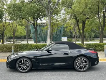 2023 BMW Z4 с пробегом 14 000 км