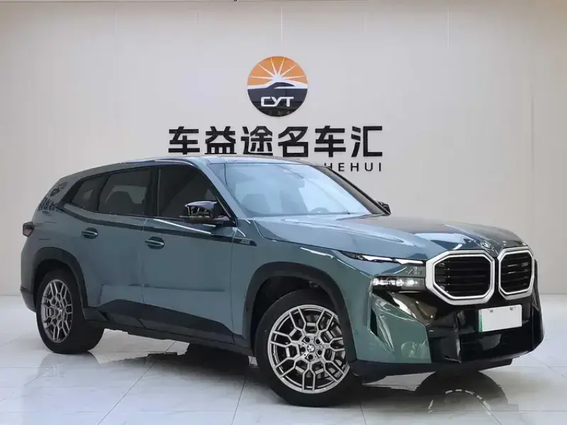 2023 BMW XM с пробегом 6 400 км