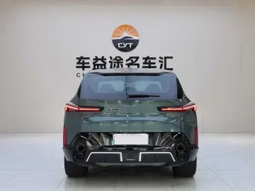 2023 BMW XM с пробегом 6 400 км
