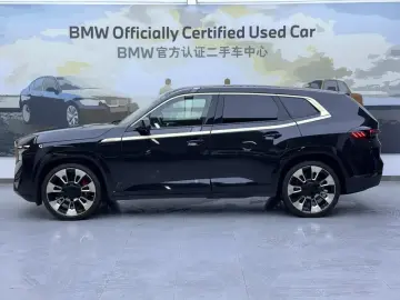 2023 BMW XM с пробегом 22 000 км