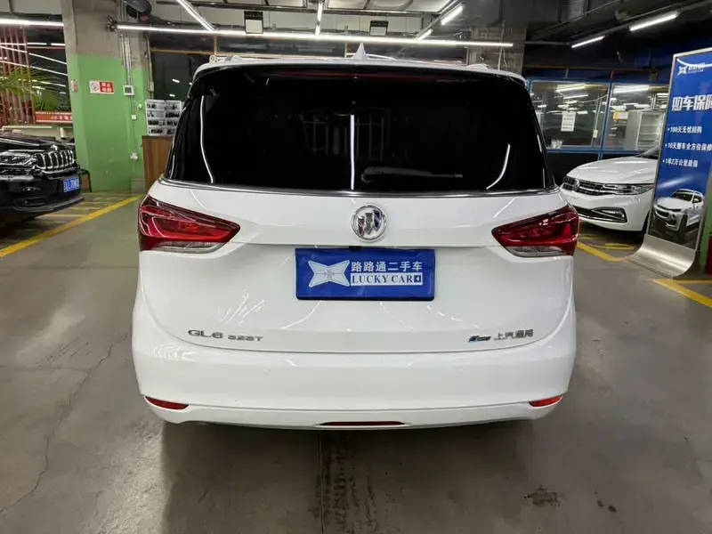 2021 Buick GL6 с пробегом 61 700 км