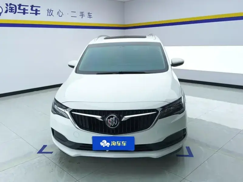 2021 Buick GL6 с пробегом 79 000 км
