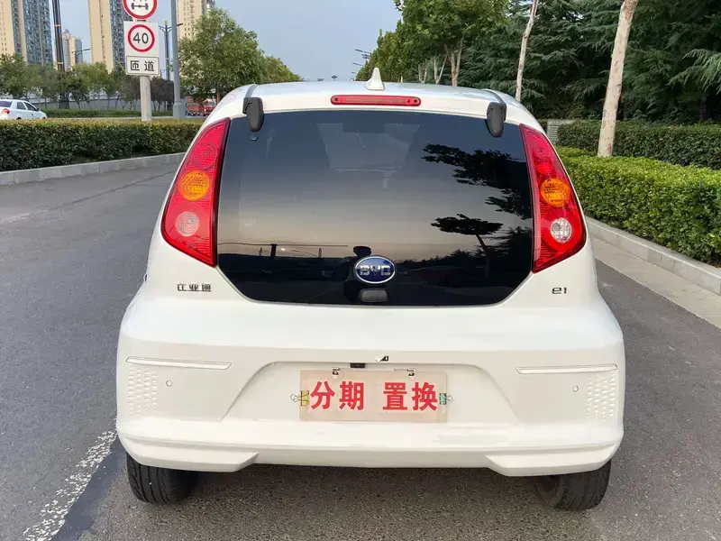 2020 BYD E1 с пробегом 42 000 км