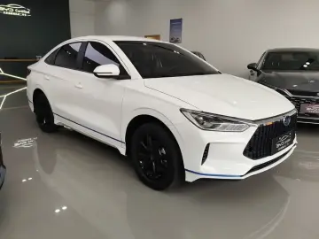 2021 BYD E3 с пробегом 65 000 км