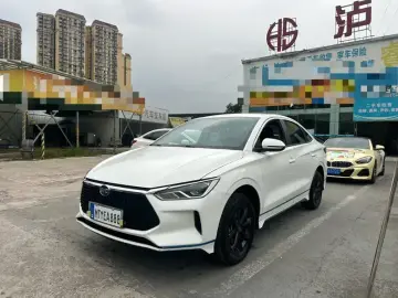 BYD E3