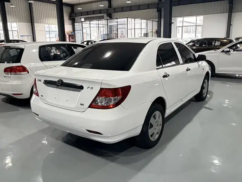 2020 BYD F3 с пробегом 40 000 км