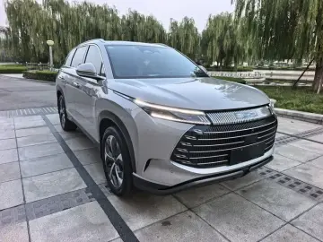 2023 BYD Frigate 07 с пробегом 52 000 км